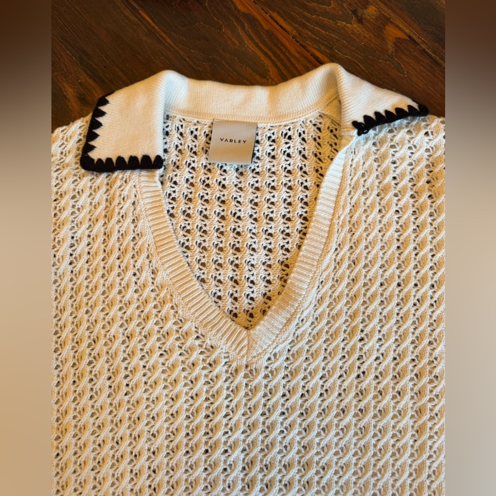 Sezane- Shortsleeve Monte Knit Shortsleeve Polo Shirt View 4